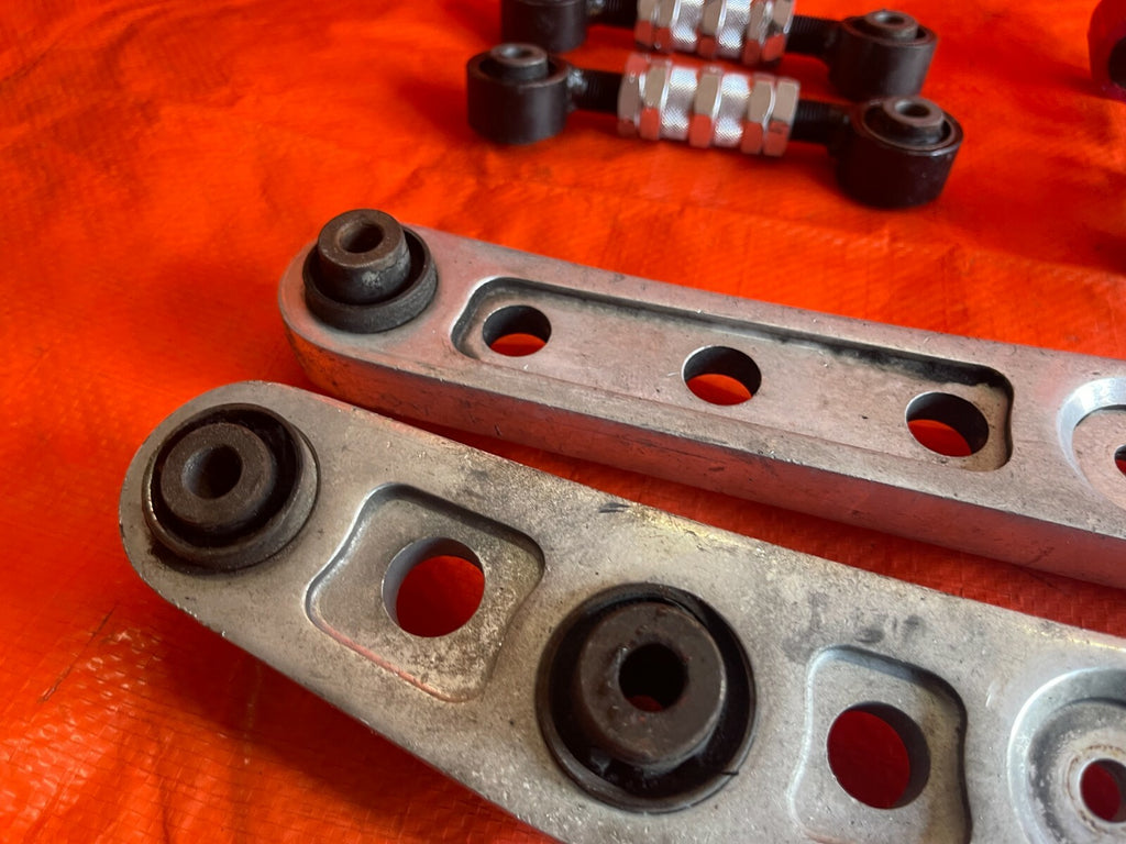 94 01 ACURA INTEGRA   ALUMINUM REAR LOWER CONTROL ARM SET W/ ADJUSTABLE ARMS 8