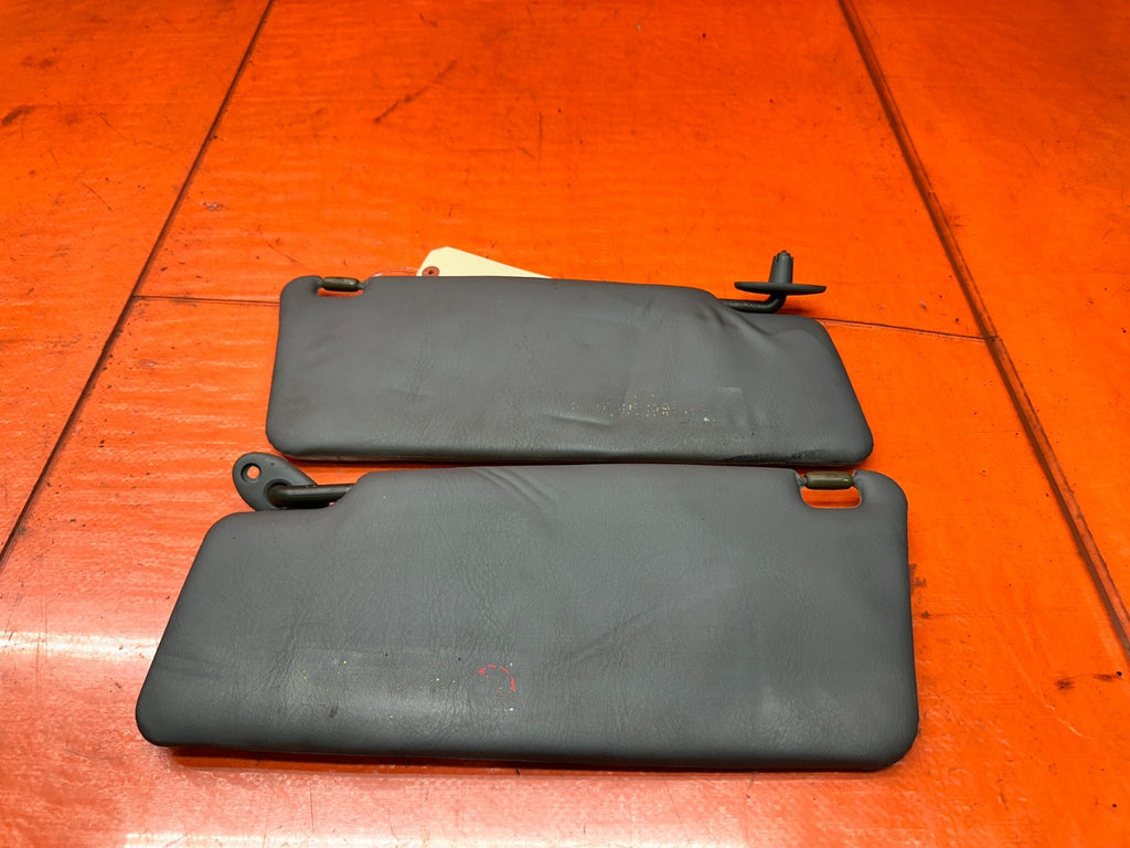 97 01 HONDA PRELUDE 2.2L DRIVER PASSENGER FRONT SUN VISOR SHADE SET OEM #3360