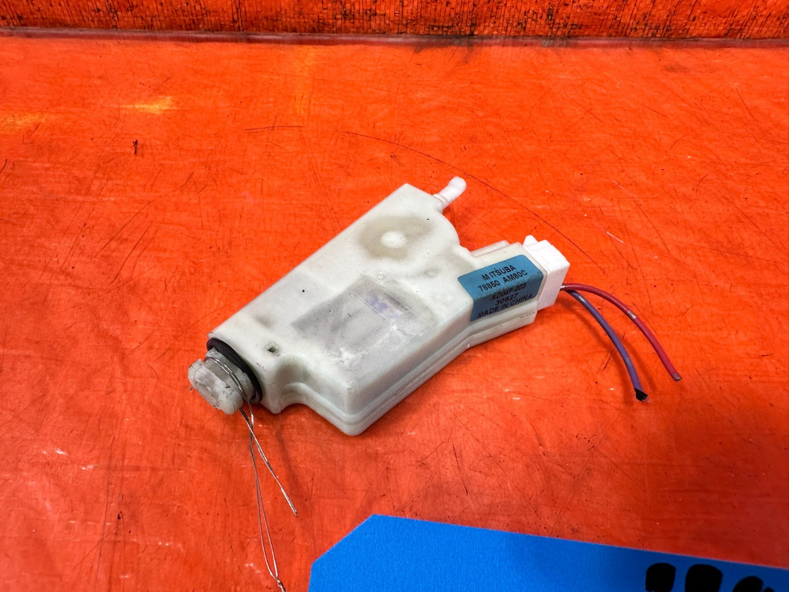 08 15 INFINITI G37 & Q60    2D COUPE   FUEL LID RELEASE MOTOR PUMP SWITCH   3291