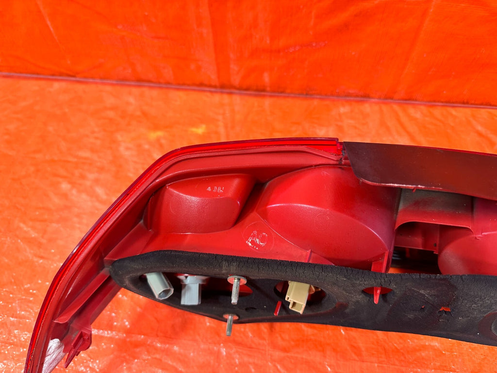 02 04 ACURA RSX   PASSENGER RIGHT TAIL LIGHT LAMP & BRACKET OEM FACTORY   #27123