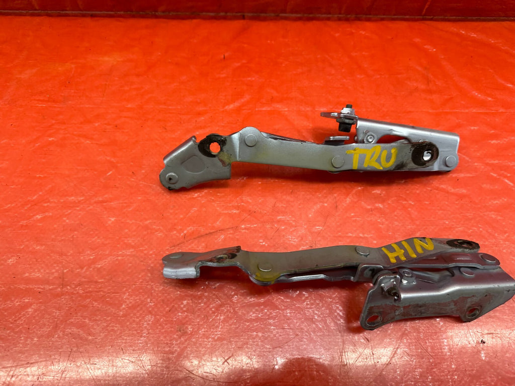 08 15 LANCER EVOLUTION X EVO 10   LEFT & RIGHT TRUNK HINGES   OEM #2147