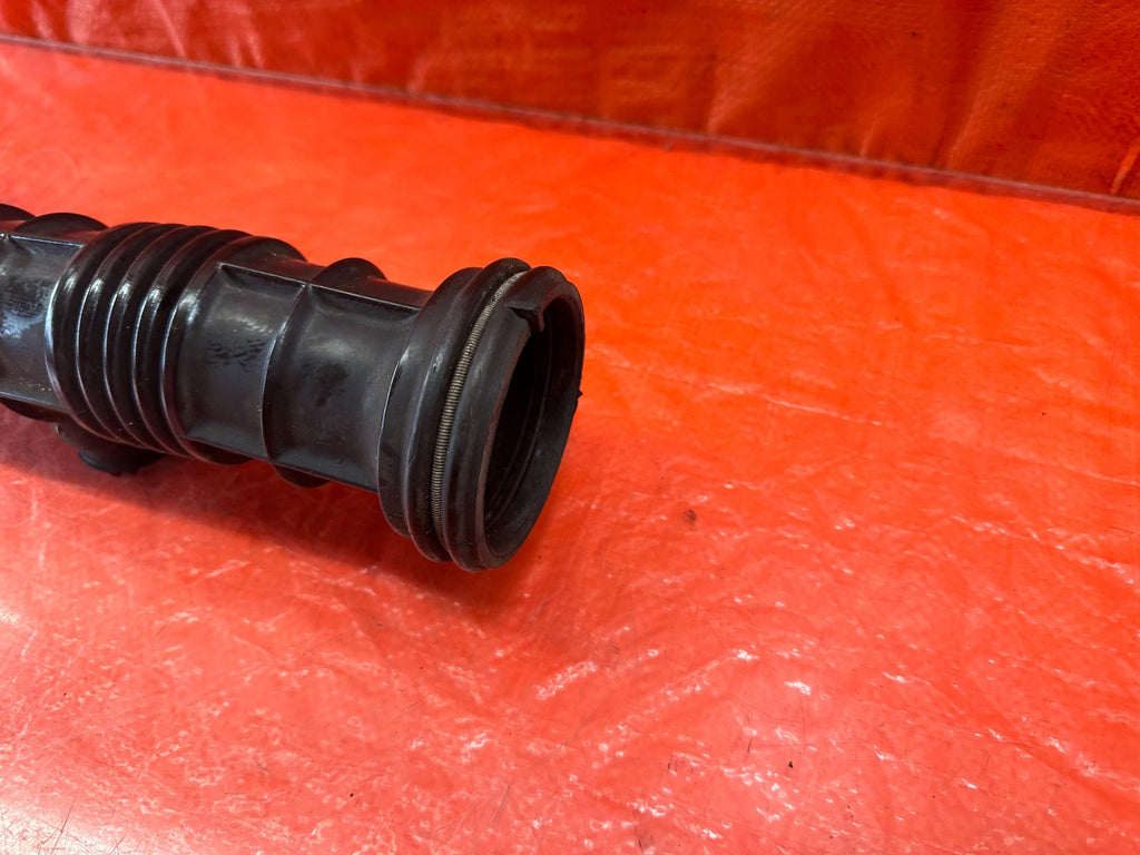 92 95 HONDA CIVIC SI & EX   D16Z6 INTAKE ARM AIR FLOW TUBE ELBOW   OEM #1992