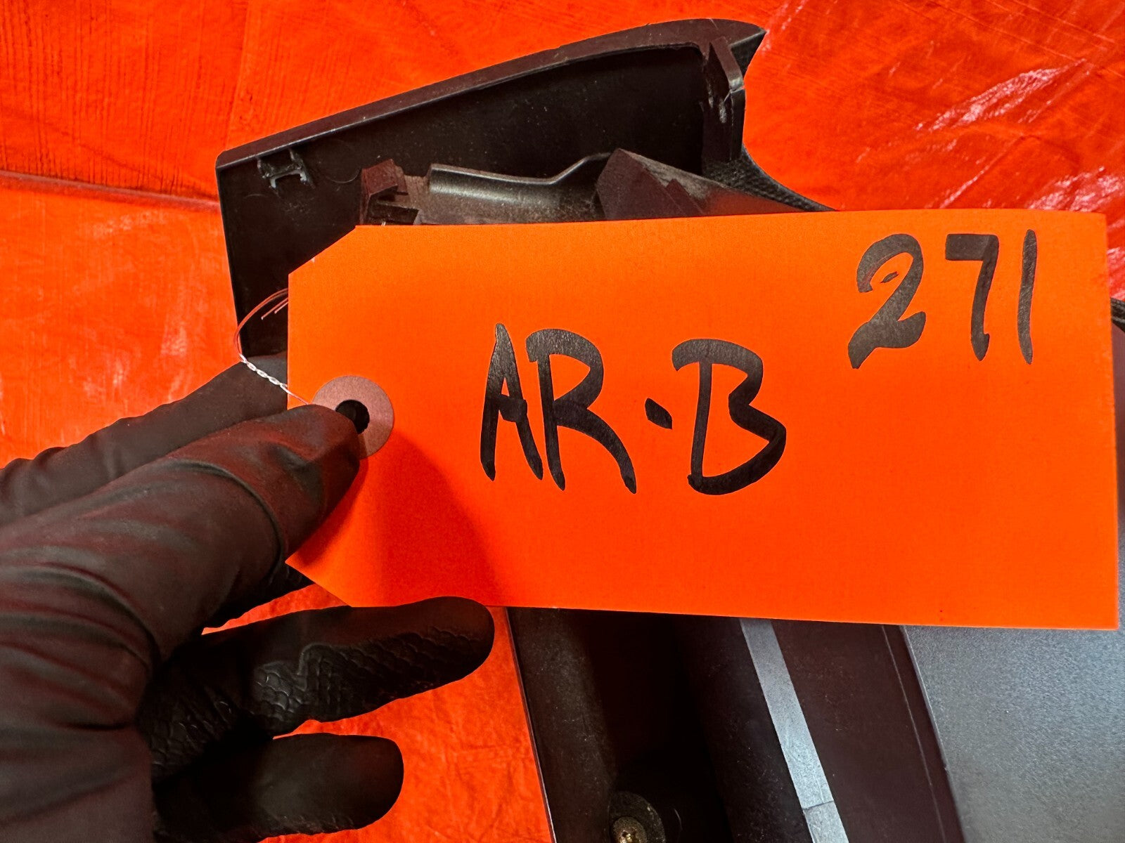 02 06 ACURA RSX   ARM REST CENTER CONSOLE ASSEMBLY   BLACK   OEM #2711