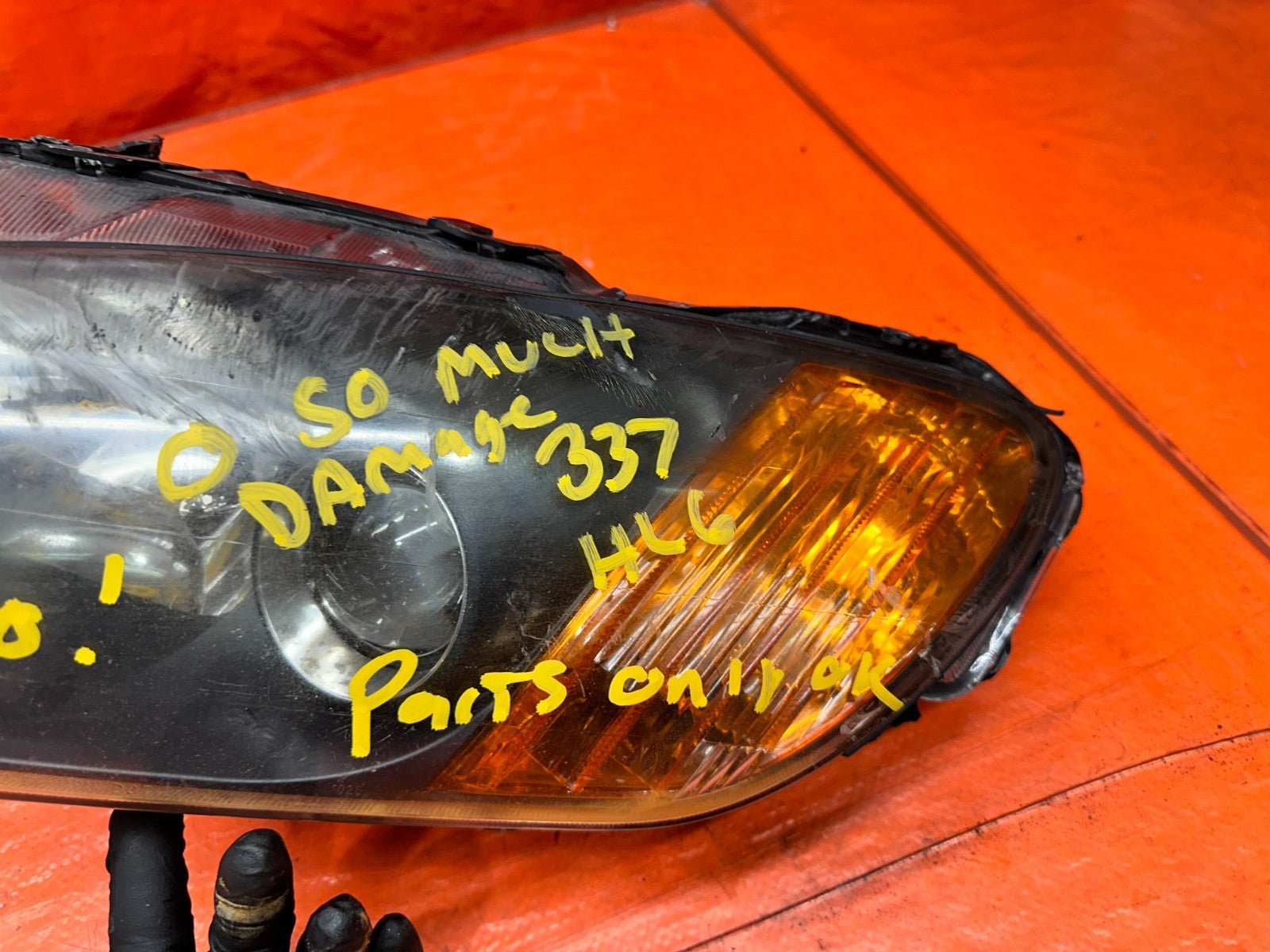 00-03 HONDA S2000 AP1 2.0L LEFT DRIVER FRONT HEADLIGHT HEADLAMP HOUSING OEM #33712