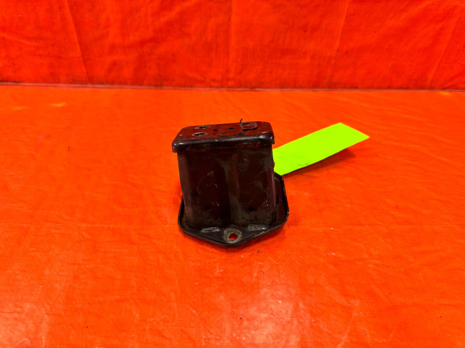 06 11 HONDA CIVIC FRONT BUMPER REINFORCEMENT RE BAR BRACKET RIGHT SIDE OEM 2823