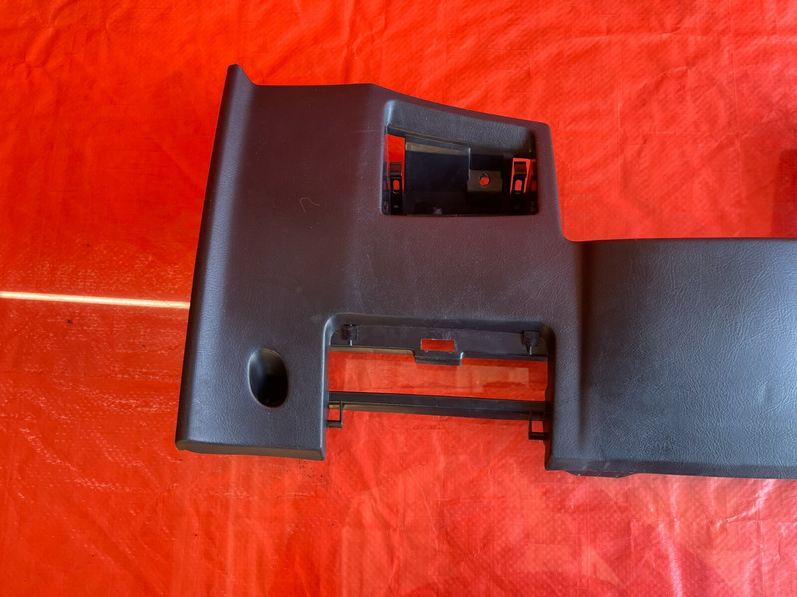 94   01 ACURA INTEGRA KNEE PANEL TRIM UNDER STEERING COLUMN COVER   BLACK   #805