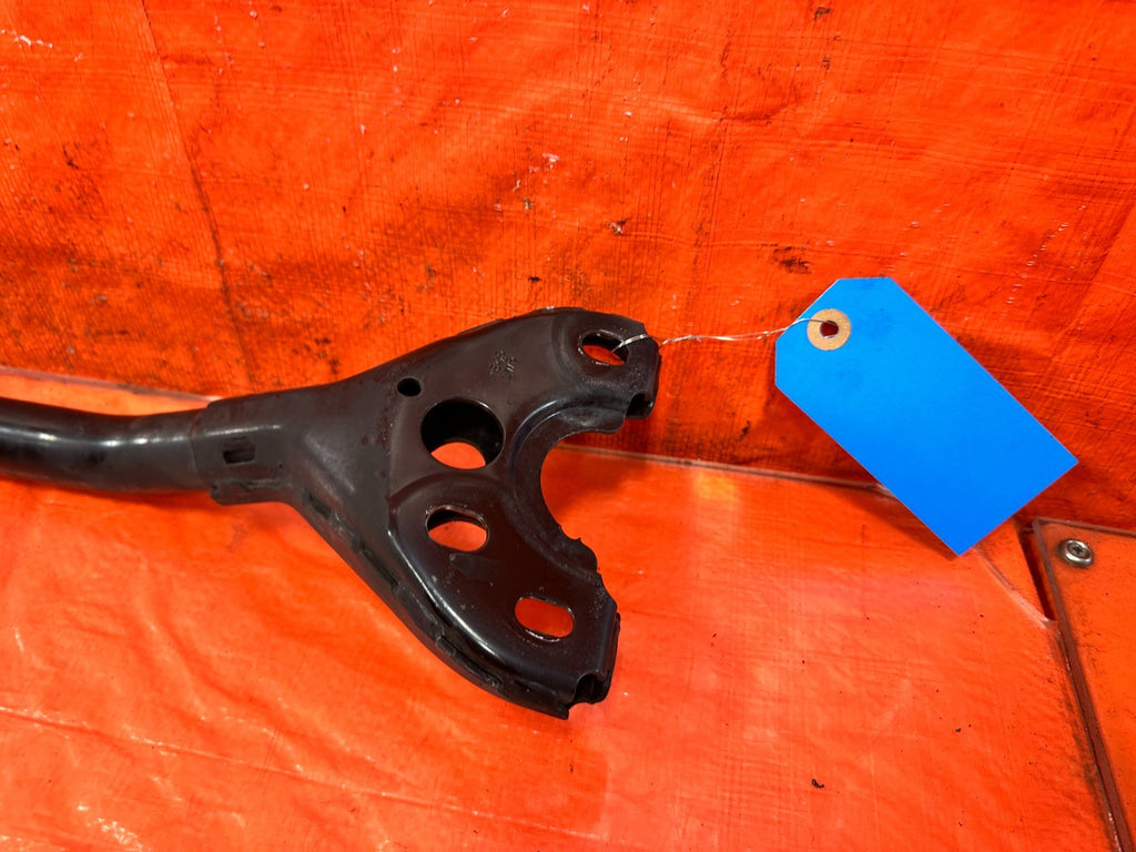 09 14 ACURA TSX 2.4L   FRONT STRUT SHOCK TOWER REINFORCEMENT BAR   OEM #32111