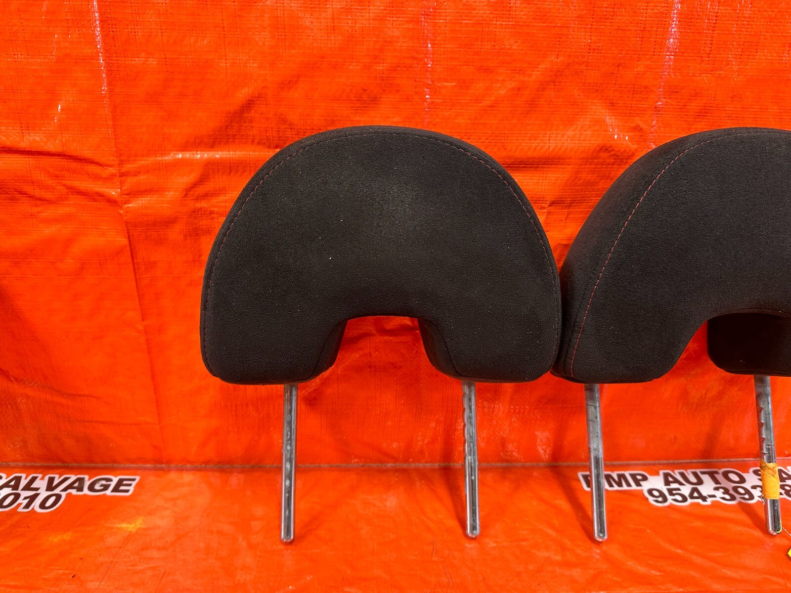06 11 HONDA CIVIC SI   FRONT SEAT HEAD REST   LEFT & RIGHT   OEM FACTORY #FG2 14