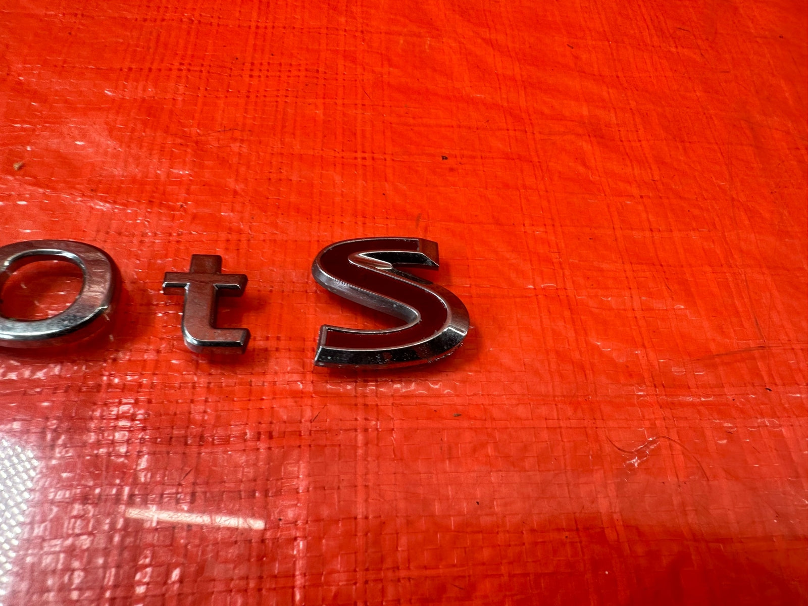 16 20 INFINITI Q50 & Q60   3.0L   3.0 SPORT S T   FENDER EMBLEM BADGE   OEM #2005