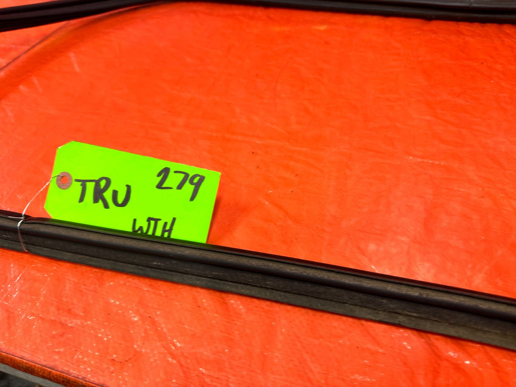 09 14 ACURA TSX   REAR TRUNK WEATHER STRIP RUBBER GASKET   OEM FACTORY #27913