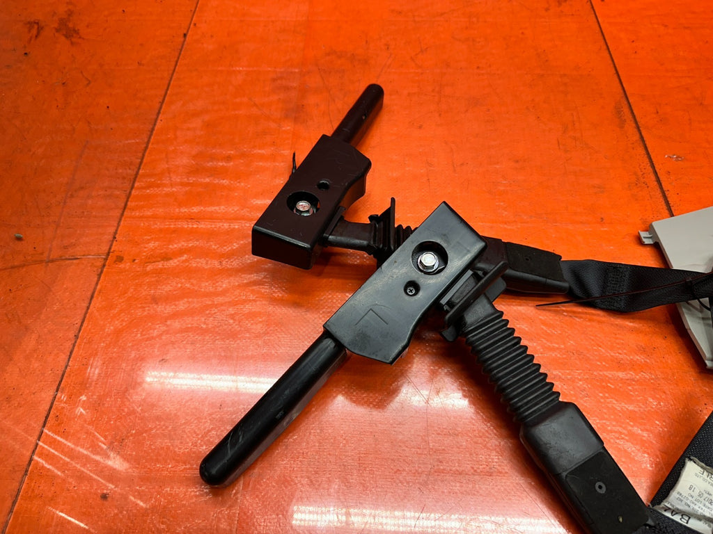 14 24 INFINITI Q50   FRONT SEAT BELTS LEFT RIGHT RETRACTORS   OEM #Q50 *_*9