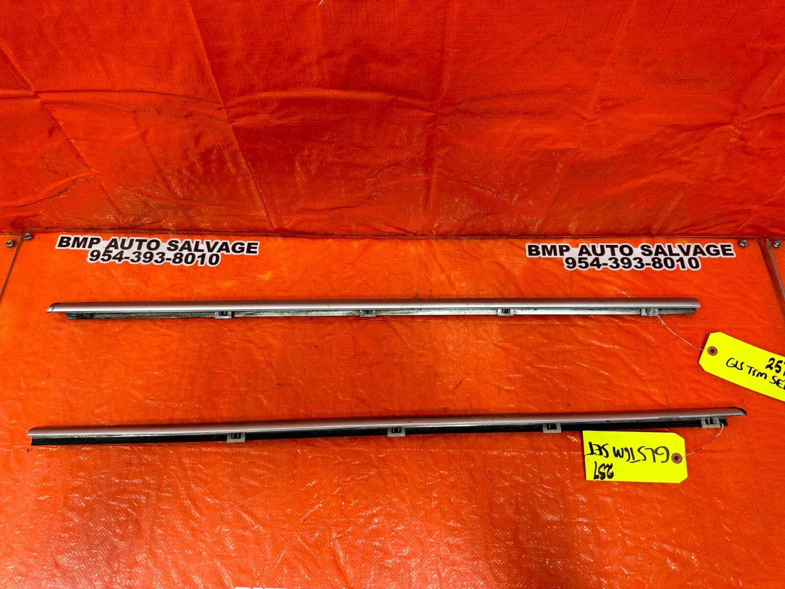 92 93 HONDA CIVIC COUPE HATCH EXTERIOR DOOR WINDOW GLASS TRIM SET LEFT RIGHT OEM0