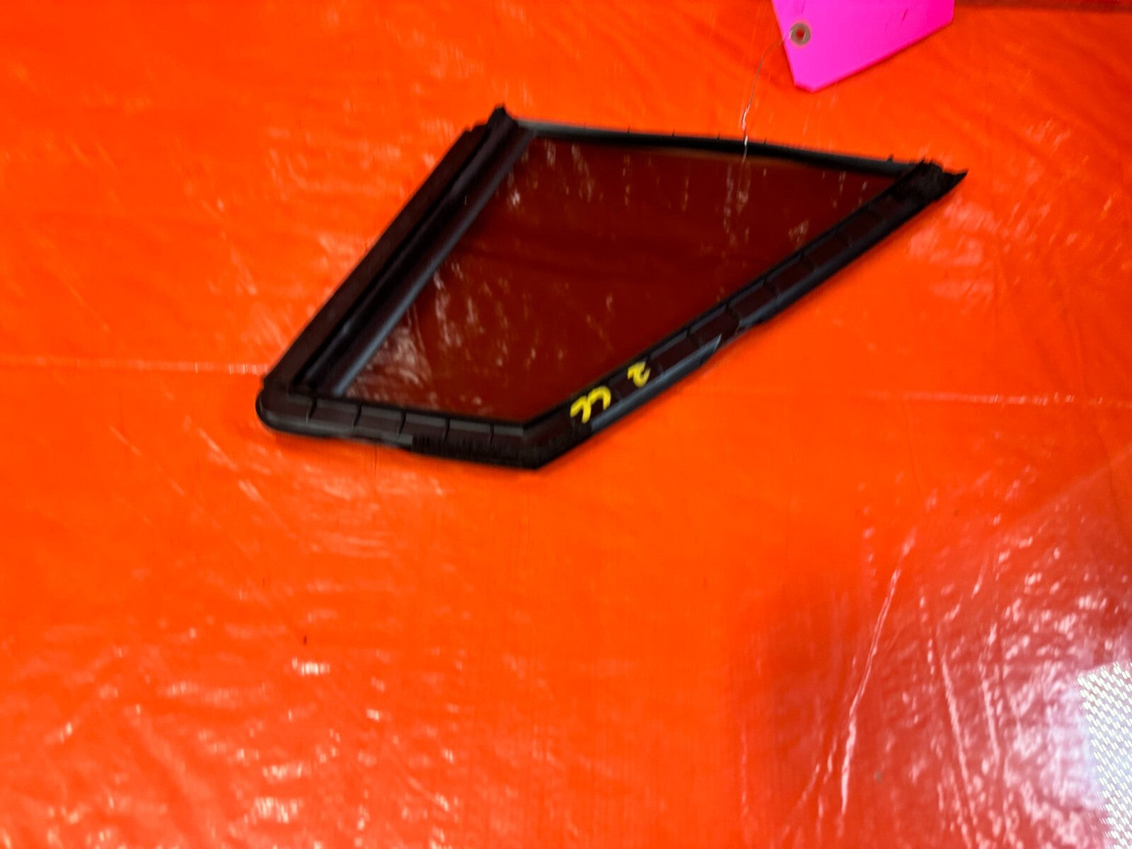 15 21 SUBARU WRX & STI DRIVER LEFT FRONT   DOOR VENT GLASS   OEM #2667