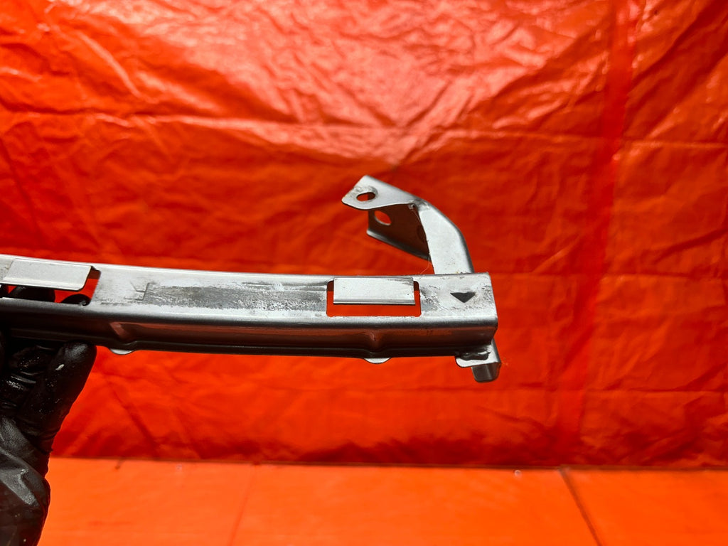 00 03 HONDA S2000 AP1 2.0L RIGHT PASSENGER HEADLIGHT HEADLAMP MOUNT BRACKET #3374
