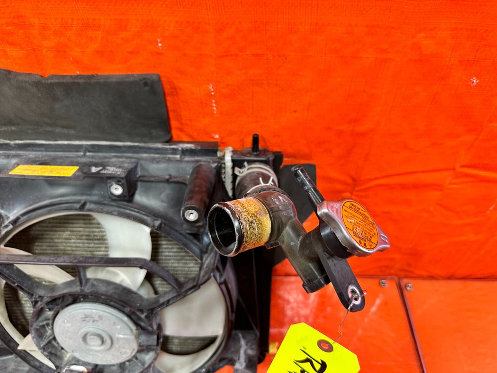 13 16 SCION FRS MANUAL TRANSMISSION ONLY   RADIATOR W/ FANS   OEM #2932