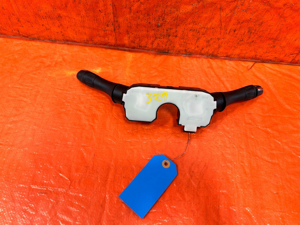 08 15 INFINITI G37 & Q60 COUPE   HEADLIGHT AND WIPER COMBINATION SWITCH OEM 3294