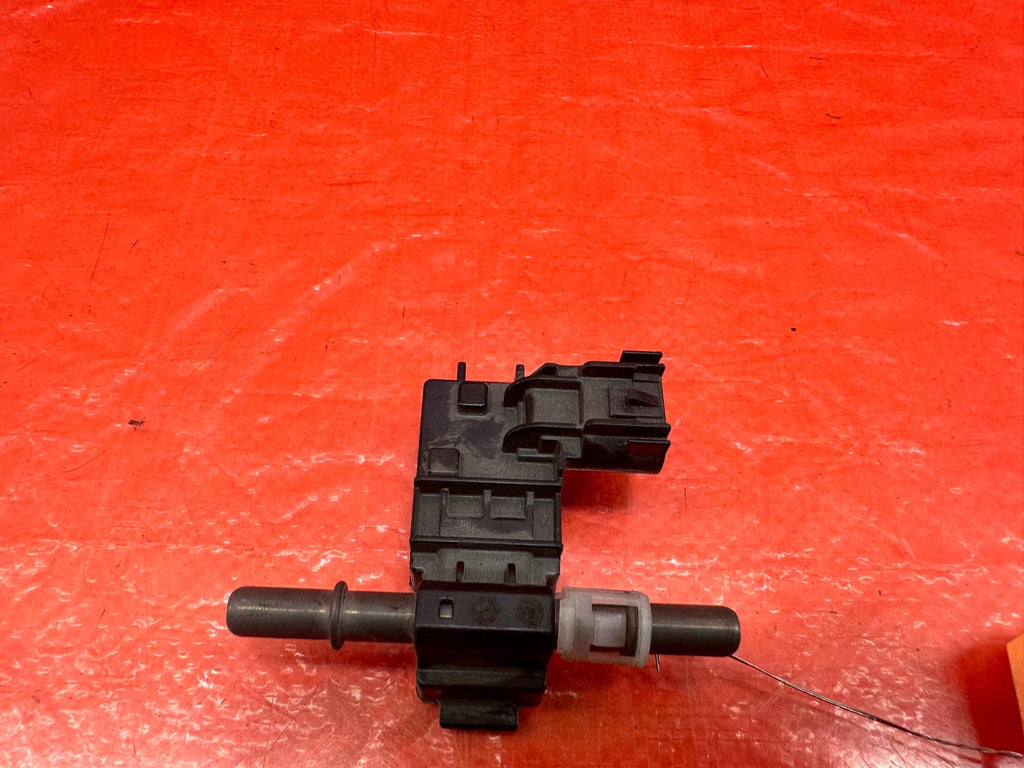 08 15 LANCER EVOLUTION X EVO 10   4B11T   VACUUM PORT CONNECTOR   OEM #20612