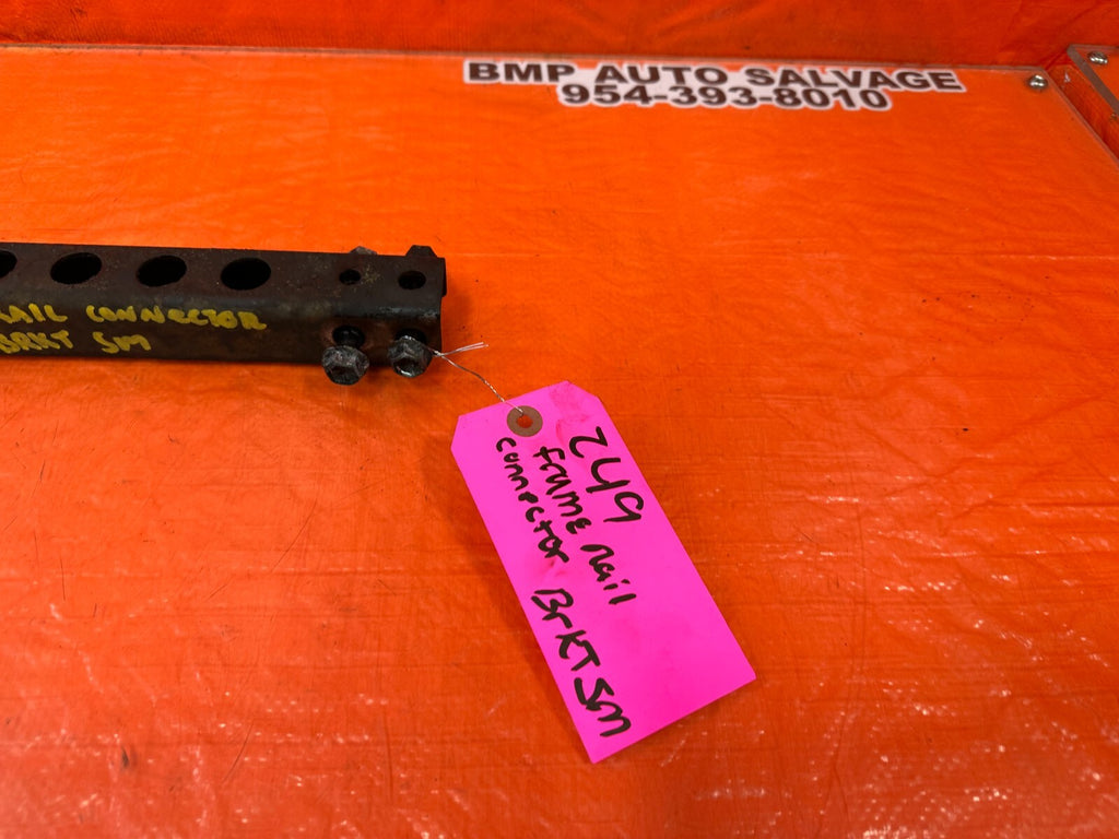 1996 96 TOYOTA TACOMA 2RZ FE 2.4L   FRONT FRAME RAIL CONNECTOR BRACKET OEM 2494