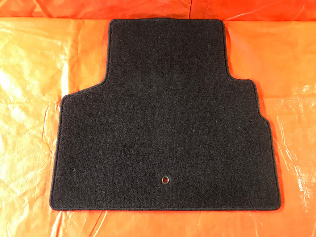 OEM 2017 17 INFINITI Q60 AWD 3.0L TT   PASSENGER RIGHT REAR FLOOR MAT BLACK0