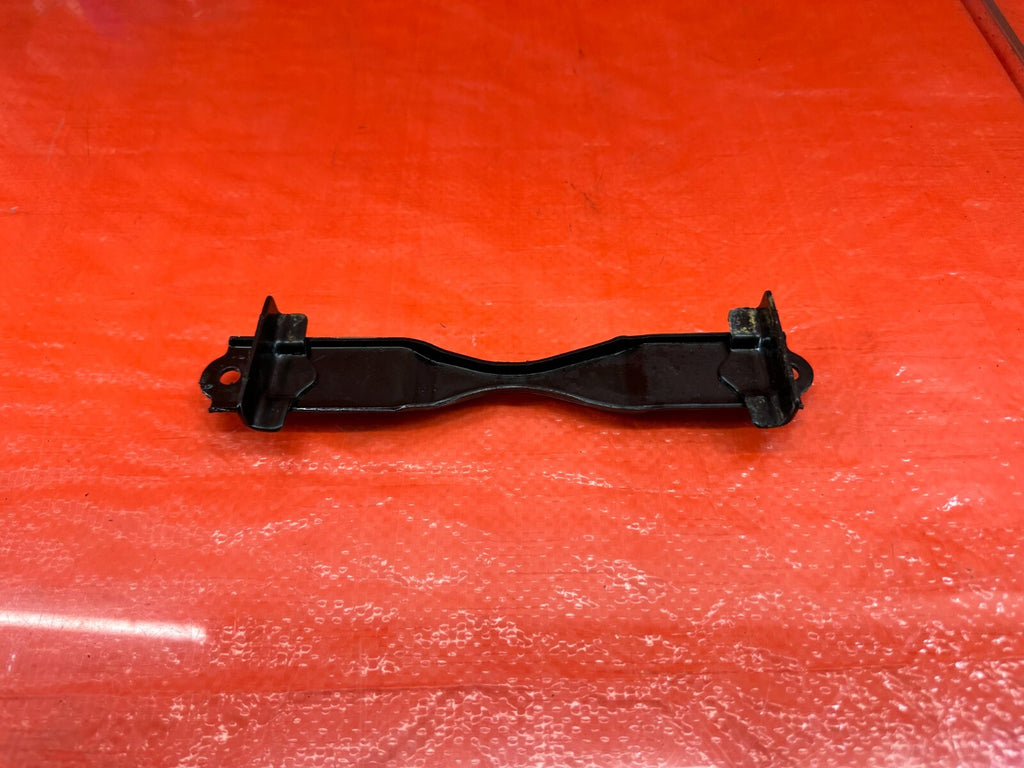 14 20 INFINITI Q50 & 17 20 Q60   BATTERY MOUNTING BRACKET TIE DOWN   OEM #1850