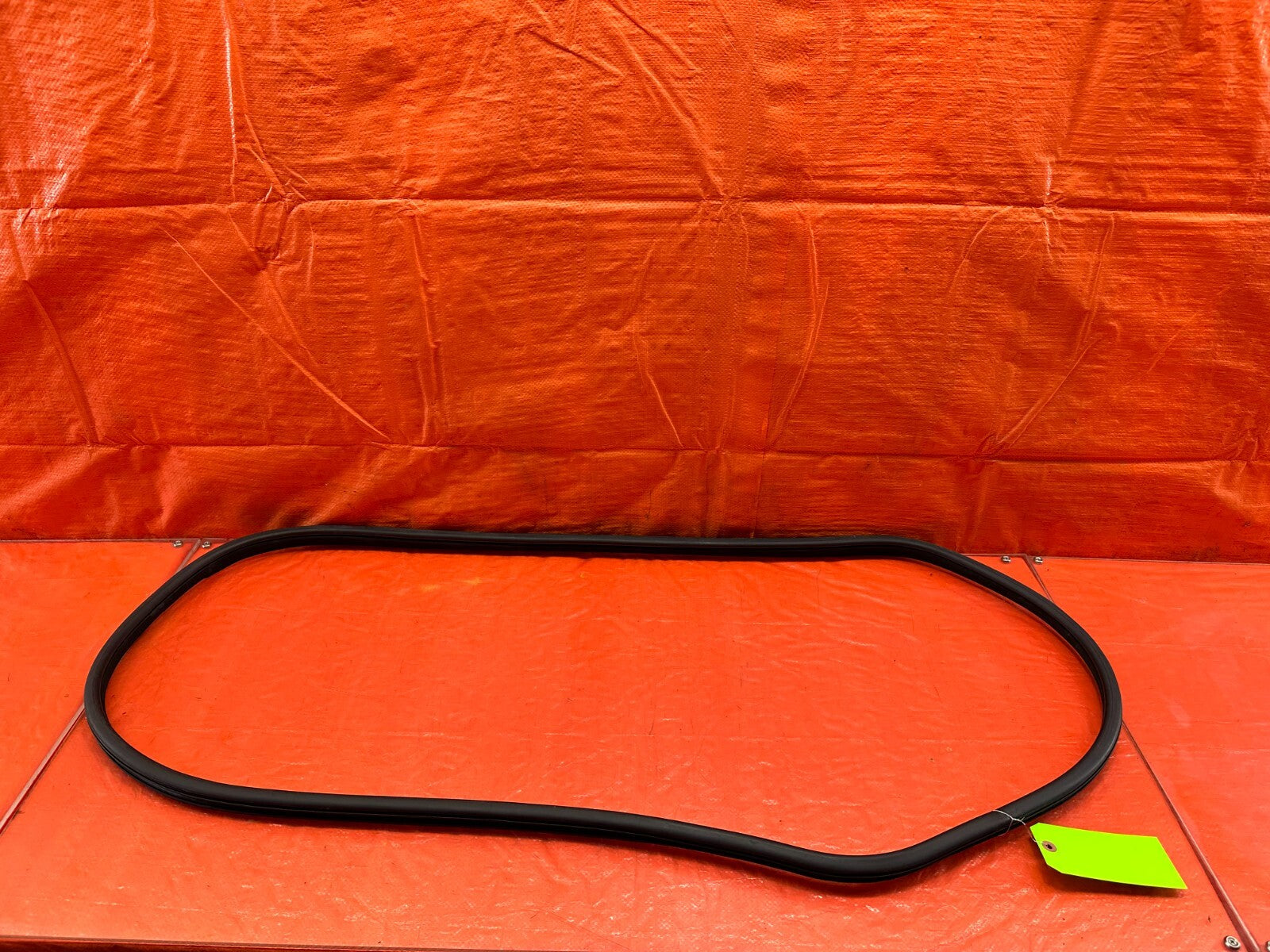 09 14 ACURA TSX   DRIVER LEFT REAR DOOR TO CHASSIS OPEN TRIM SEAL OEM 2330