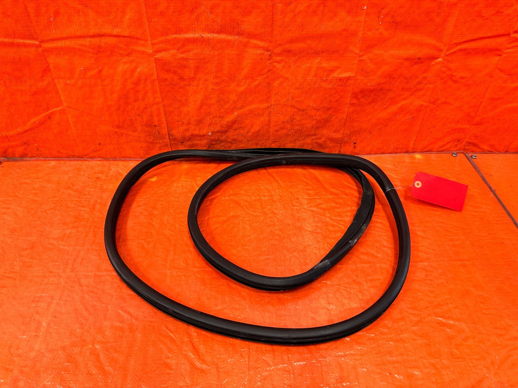 09 14 ACURA TSX   REAR TRUNK WEATHER STRIP RUBBER GASKET   OEM FACTORY #3056