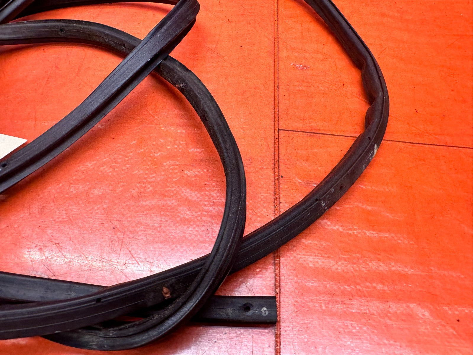 97 01 HONDA PRELUDE 2.2L DRIVER LEFT FRONT DOOR WEATHERSTRIP RUBBER SEAL OEM #3310