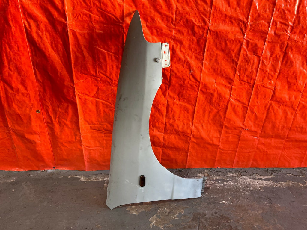 94 01 ACURA INTEGRA   JDM FRONT MODEL    FENDER   PASSENGER RIGHT SIDE   OEM 1020