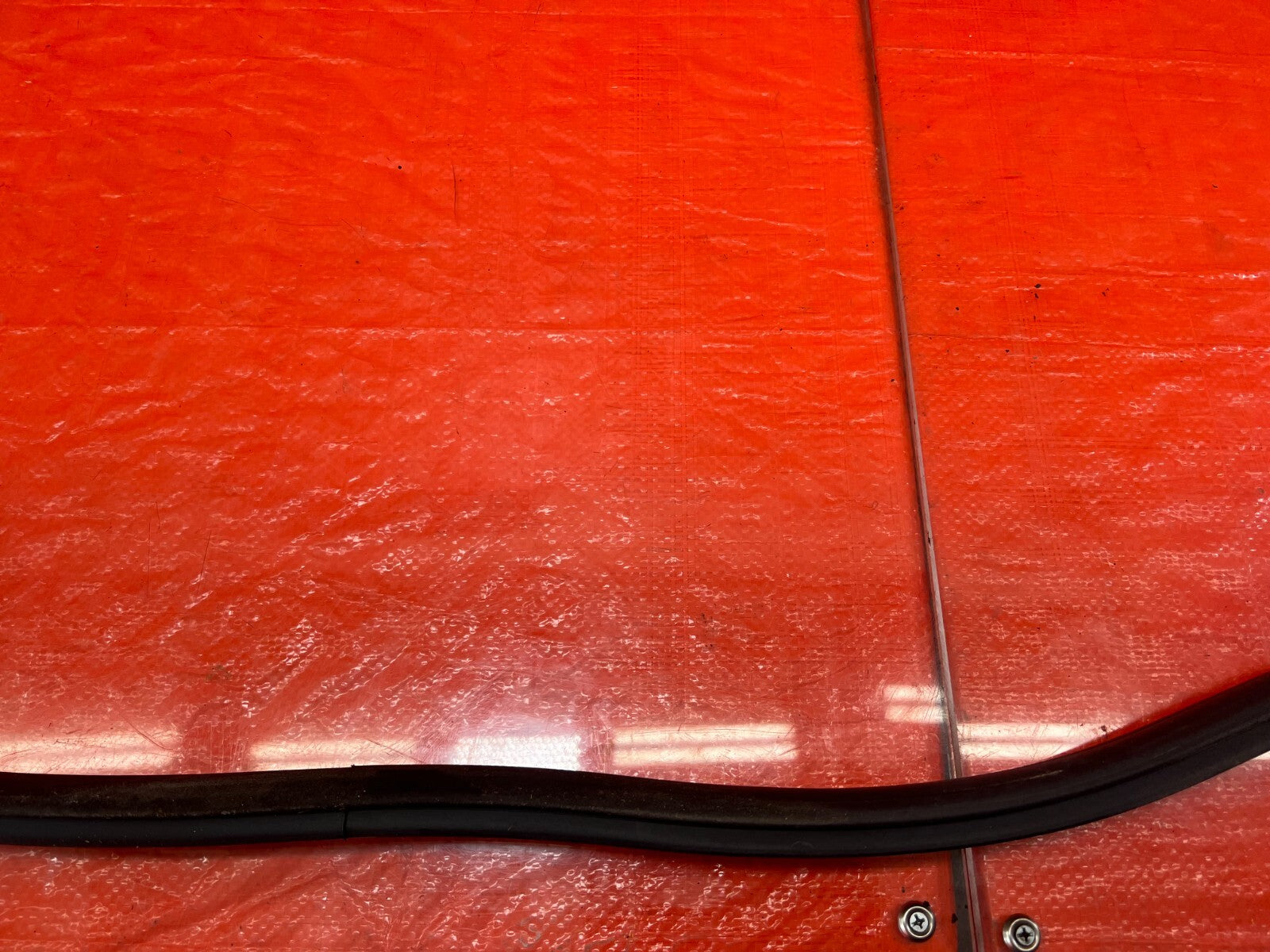 04 08 ACURA TSX   RIGHT REAR   DOOR TO CHASSIS WEATHER STRIP OPEN TRIM OEM #2099